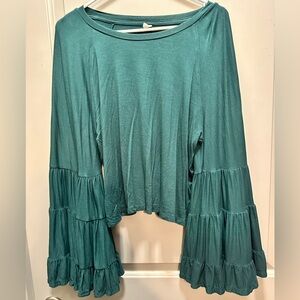 Green Crop Top with Ruffled Sleeves Size XS